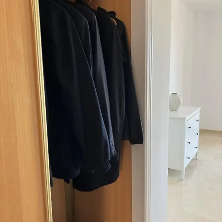 Socrates Rental, La Mairena - El Soto Golf Club Free Padel Gym Tennis & Golf Apartment *